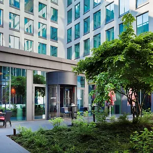布鲁塞尔迷笛丽笙公园酒店 Saint-Gilles
